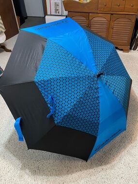 Large Golf Umbrella by TaylorMade